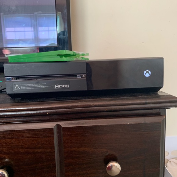 Xbox one - Picture 1 of 3